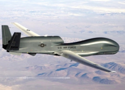 Военный БПЛА США летит в сторону Краснодарского края