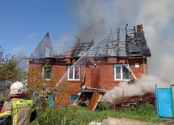 Два частных дома уничтожены пожаром под Краснодаром