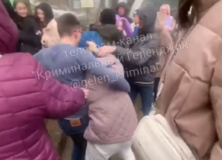 Плеснула кофе в лицо ребёнку: туристки подрались в очереди в «Сафари-парк» Геленджика