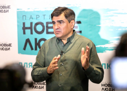 Лидер партии «Новые Люди» Алексей Нечаев: «Пора пересаживаться в новый автобус, а не менять кресла в старом»