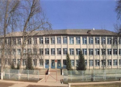 Стали миллионерами за учительские деньги: директор кубанской школы вместе с бухгалтером пойдут под суд