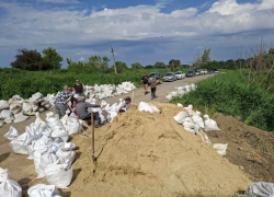 Река Кубань угрожает затоплениями в Крымском районе
