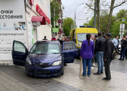 В Краснодаре сбитая «Маздой» у мэрии 75-летняя женщина скончалась в больнице