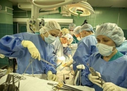 В Краснодаре чудо-врачи провели впервые в ЮФО уникальную операцию и спасли человеку руку