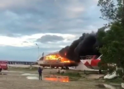 В Лермонтово сгорело прогулочное судно 