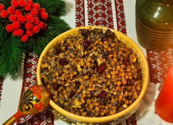 Из вишни, с сухофруктами и даже шоколадная: 4 необычных рецепта кутьи на Рождество