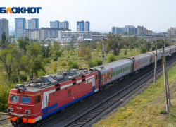 В Краснодарском крае приостановили движение поездов из-за работы силовиков