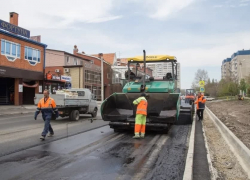 Мэр Краснодара пообещал отремонтировать улицу Домбайскую 