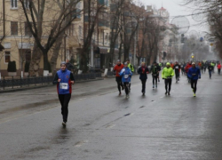  1 января по улицам Краснодара побегут 300 человек 