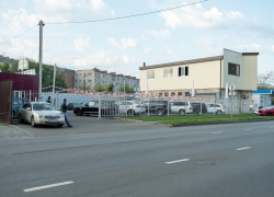 Вместо автосалона в Краснодаре построят муниципальный спортзал