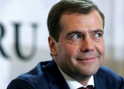 Дмитрий Медведев «отдал» в Москву дорогу Краснодарского края, ведущую к Крымскому мосту