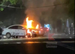 В центре Краснодара произошло огненное ДТП