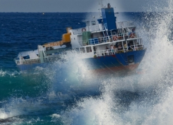 Крушение сухогруза на Кубани спровоцировало экономические потрясения