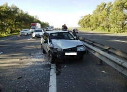 В ДТП под Кущевской пострадало шесть человек 
