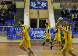 Краснодарские гандболисты одержали досрочную победу