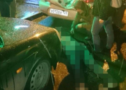 В Краснодаре нашли стонущего от боли молодого человека около помятой легковушки 