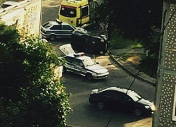 В центре Краснодара автоледи попала в ДТП и перевернула иномарку 
