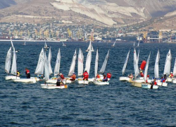 В Сочи стартовала парусная регата, посвященная Владимиру Высоцкому