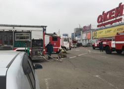 В МЧС сообщили о возгорании в крупном торговом центре Краснодара