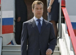  Премьер Медведев прилетит в Сочи, чтобы поддержать сборную России 
