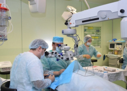  Кубанские медики спасли ребенку зрение после травмы 