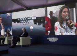 «Единую Россию» призвали уволить лидеров «молодежки», нахамивших девушке из-за айфона
