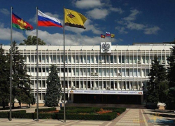 Вице-мэра Новороссийска наказала прокуратура за решение проблемы "на бумажке"