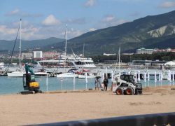 Стало известно, когда в Геленджике стартует купальный сезон