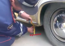 Краснодарский автоинспектор стал "звездой интернета" из-за тщательных проверок водителей