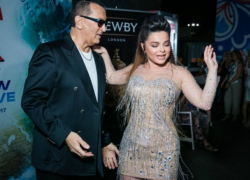 В Сочи Наташу Королеву назвали "колхозницей" из-за вычурного наряда