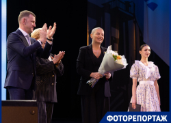 Торжественное вручение и праздничный концерт: десять краснодарцев стали почетными жителями города