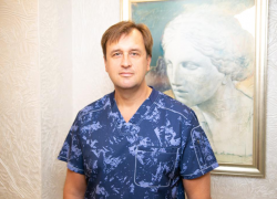 «Горжусь тем, что многих женщин вылечил от рака, делал сложные операции, после которых девушки рожали здоровых детей», - главврач «Авроры»