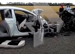 В страшной аварии на Кубани погибло 5 человек: видео с места трагедии шокирует