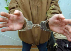  В Армавире поймали троих пьяных закладчиков наркотиков