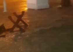 Жуткий потоп в Геленджике сняли на видео 