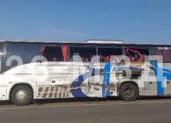 Два человека погибли в результате ДТП с участием зерновоза и пассажирского автобуса в Краснодарском крае