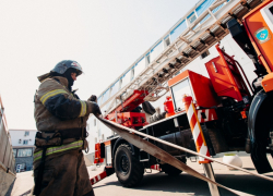 В Краснодаре 34 человека эвакуировали во время пожара в многоэтажке
