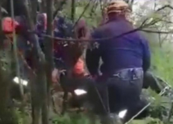 Видео: Адыгейские спасатели вытащили из реки едва не утонувшего убийцу