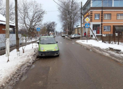 В Краснодаре легковой автомобиль сбил пешехода на стершейся «зебре»