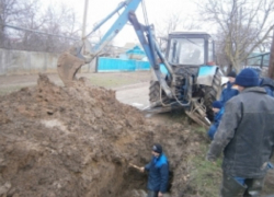 В Темрюкском районе устранили прорыв трубы и вернули воду