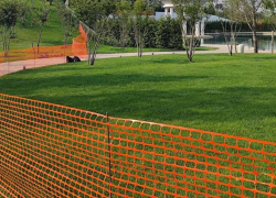 В День ВДВ в парке Галицкого огородили фонтан-ротонду 