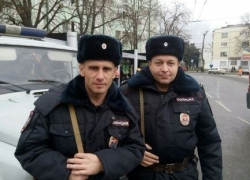 В Краснодаре женщина родила на остановке общественного транспорта