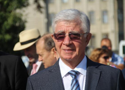 Евланов назначил нового заместителя в сфере городского хозяйства и ТЭК