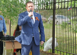 Подарил «семерку» юбиляру в 2019 году депутат Гордумы Краснодара Быков, владеющий Porsche