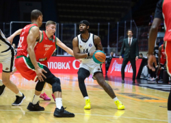 «Локомотив-Кубань» в последние секунды вырвал победу у саратовского «Автодора»