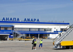 Угрожал взорвать самолет в Анапе турист-хулиган