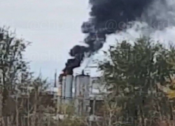 Двое человек погибли после взрыва на битумном заводе в Армавире