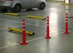 Краснодарские автомобилисты могут лишиться «прав» из-за столбика на парковке