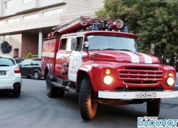 В Армавире загорелось административное здание