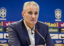  Тренер сборной Бразилии по футболу испугался нападающего «Краснодара» Смолова 